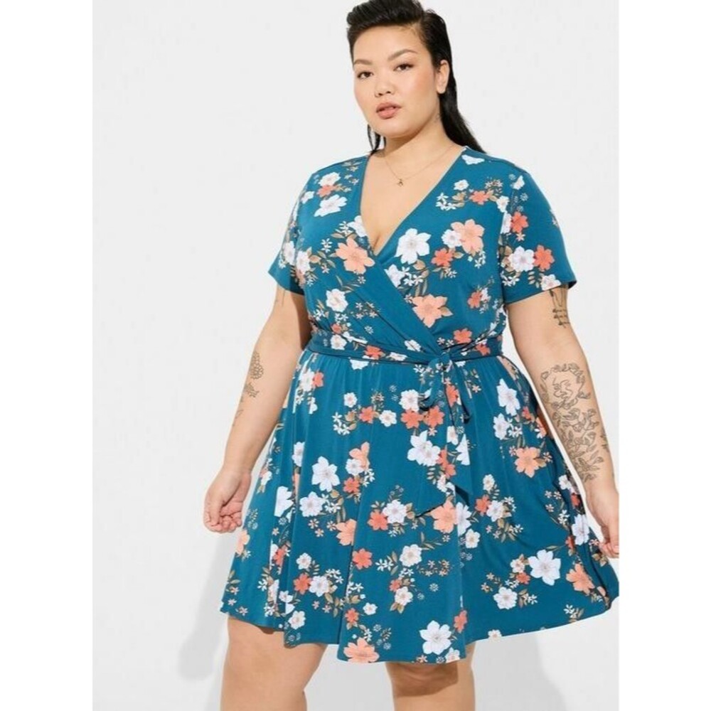 Torrid Studio Knit Surplice Romper Dress Nolie Floral women 3 Vaca Beach Casual